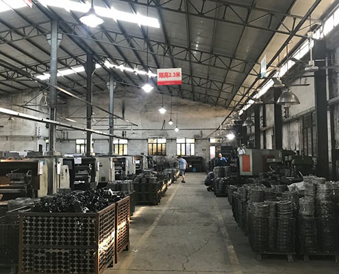 iron casting machining room